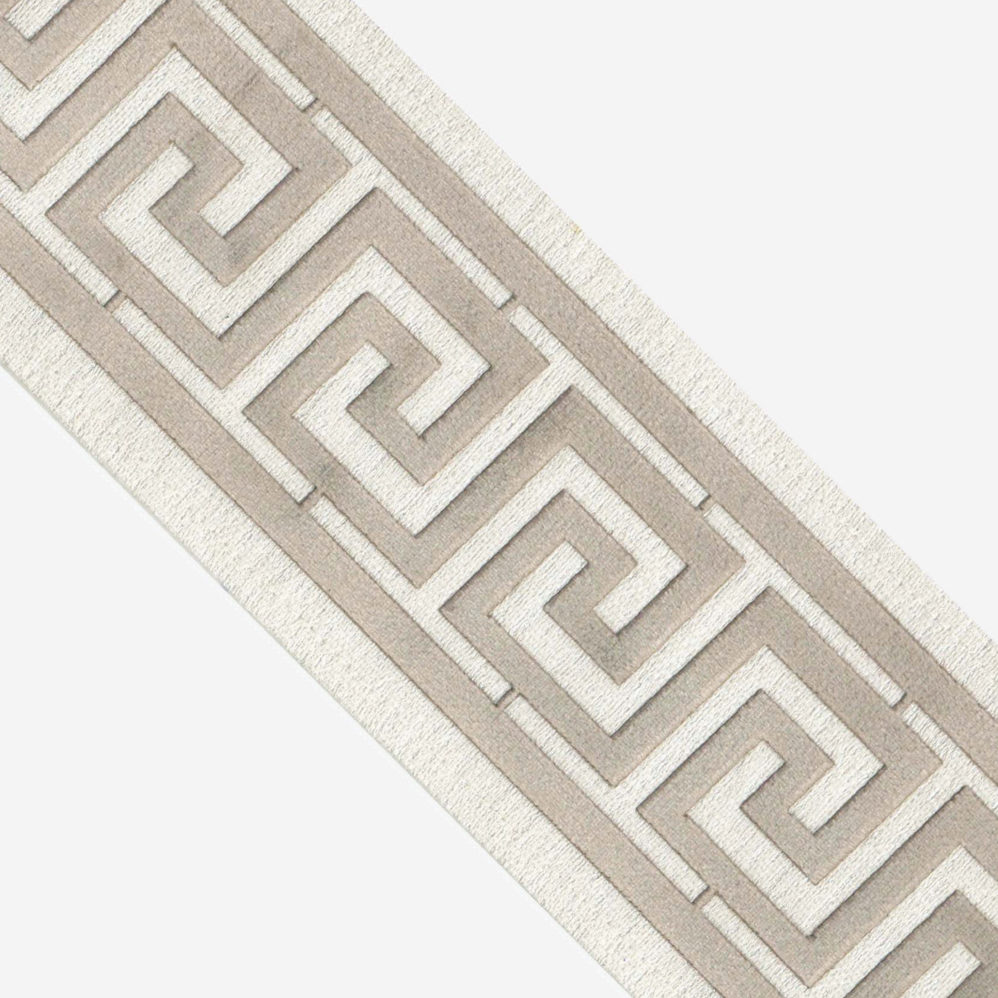 Zeus Border