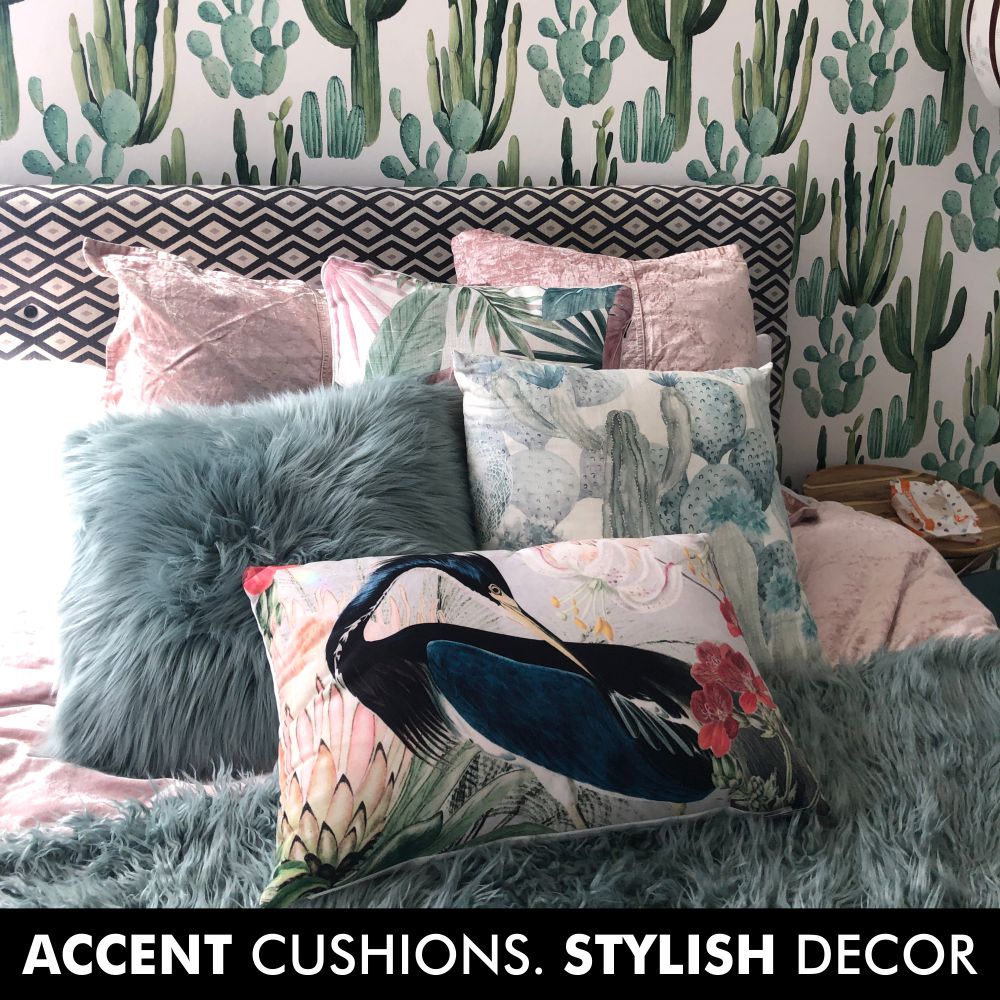 DECORATIVE CUSHIONS